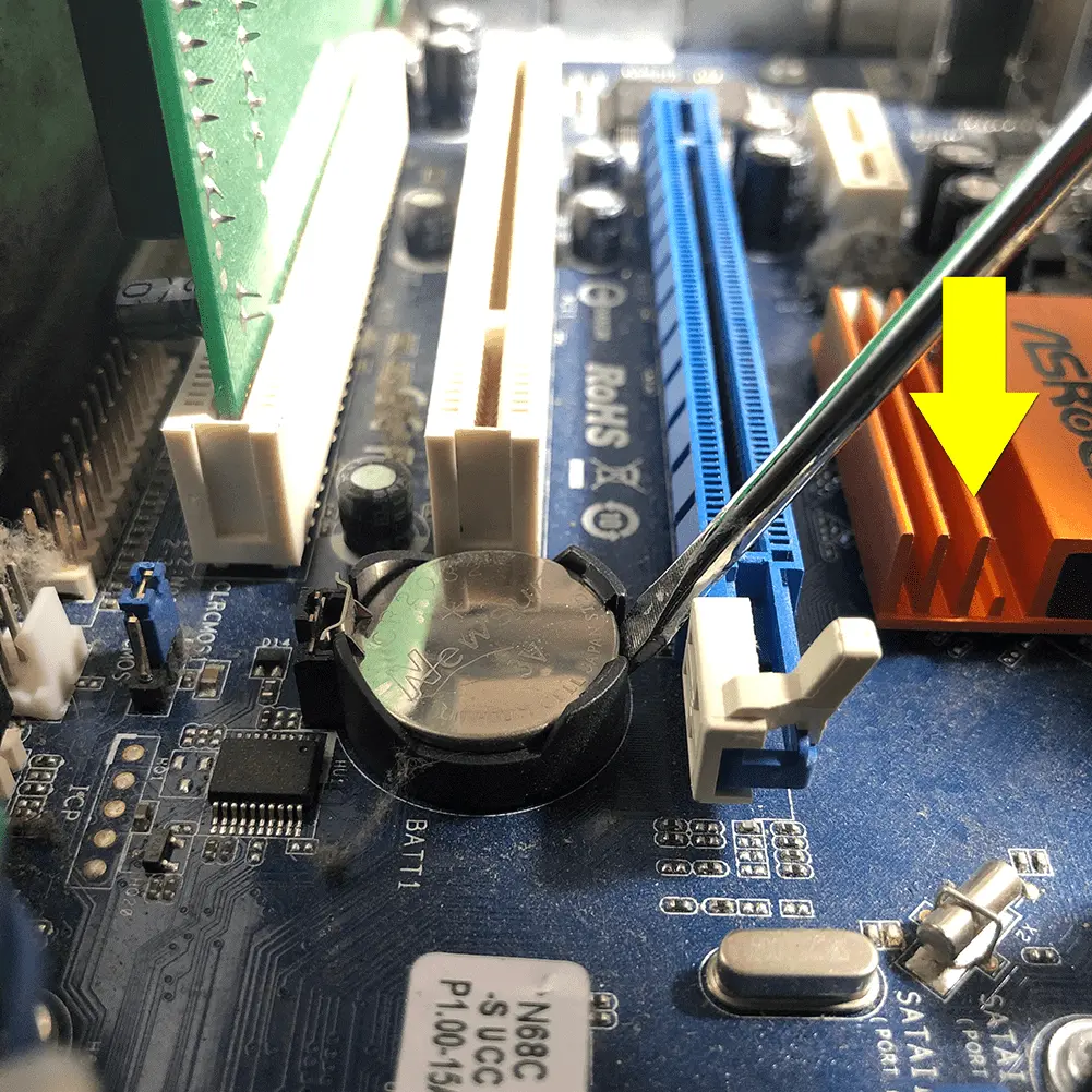 remove cmos battery from motherboard